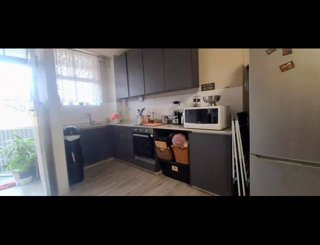 1 BEDROOM APARTMENT FOR SALE IN ESPLANADE